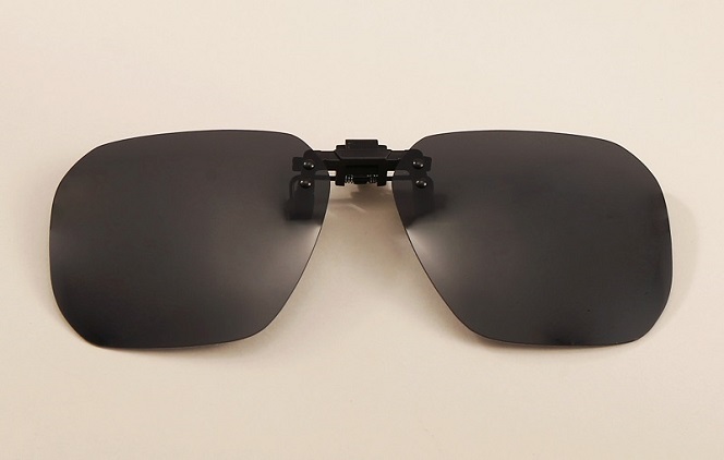 JP00002 Square  Polarized Clip On