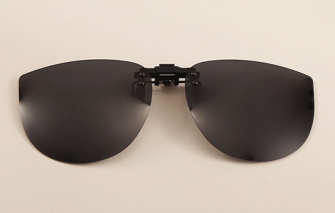 JP00003 Cateye Polarized Clip On