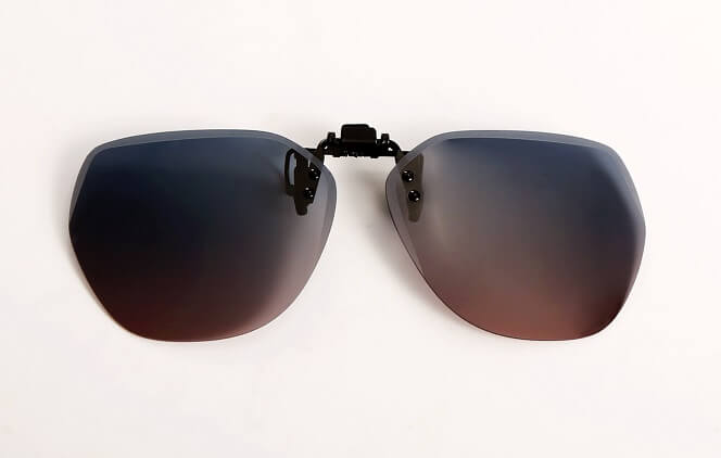 JP00009 Geometric Polarized Clip On