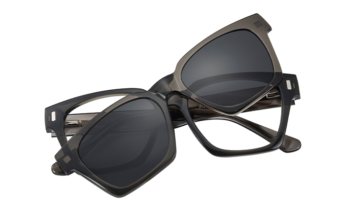 200836 Square Magnetic Clip on Eyeglasses 