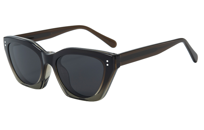 200838 Cateye Magnetic Clip on Eyeglasses 