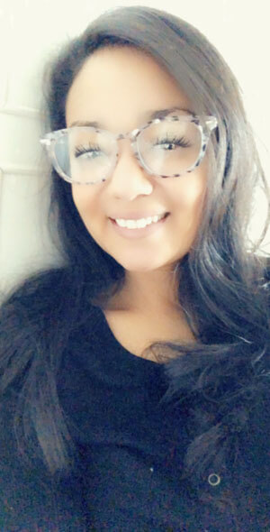 Previously had these in floral, but I’m so hard on my glasses I broke them :( When it was time to get a new pair, I got both the floral & b/w speckled. They are the perfect sized frames, super cute design, lightweight, and easy on the wallet. I would buy these a million times over !!!!